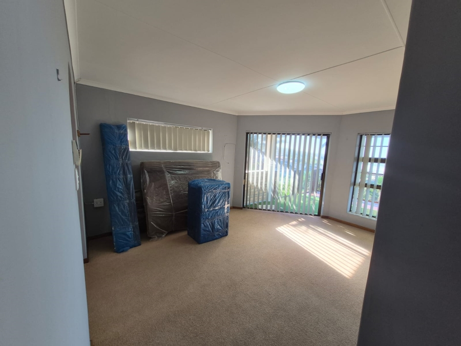 4 Bedroom Property for Sale in Dana Bay Western Cape